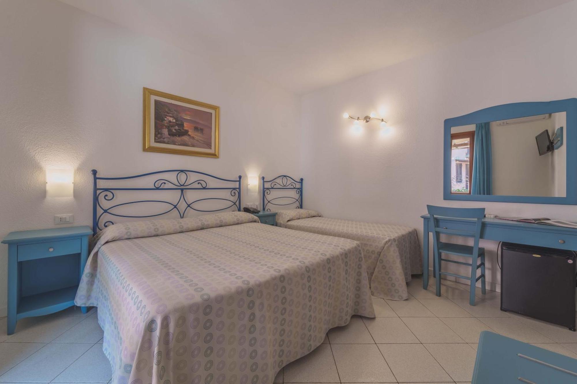 Hotel Galli - Wellness & Spa Fetovaia Room photo