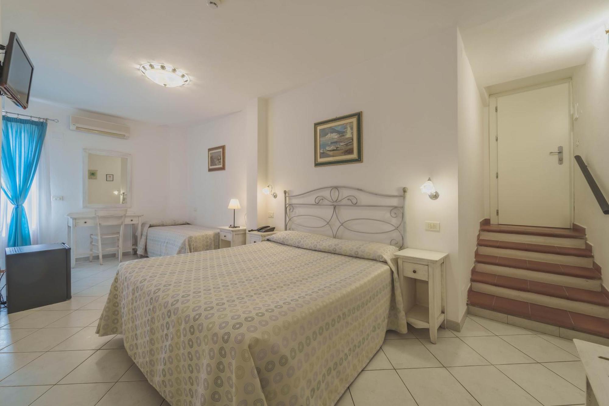 Hotel Galli - Wellness & Spa Fetovaia Exterior photo